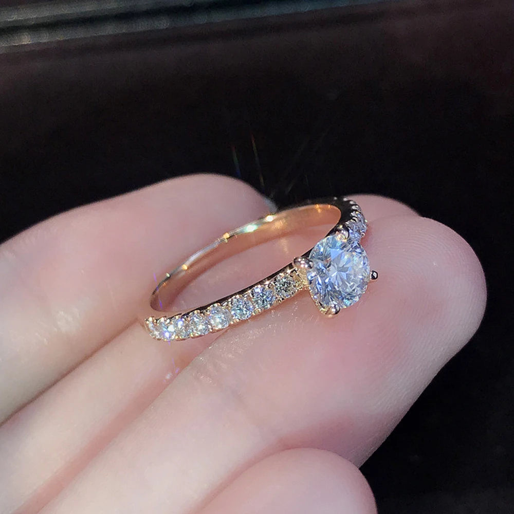 Classic 4-Claw Zirconia Engagement