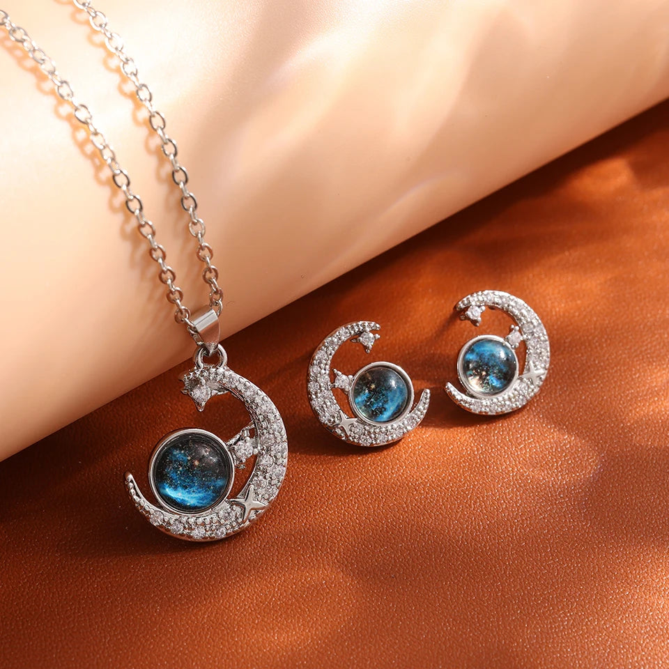 Gold Star Series Necklace – Planet, Moon & Astronaut Pendants