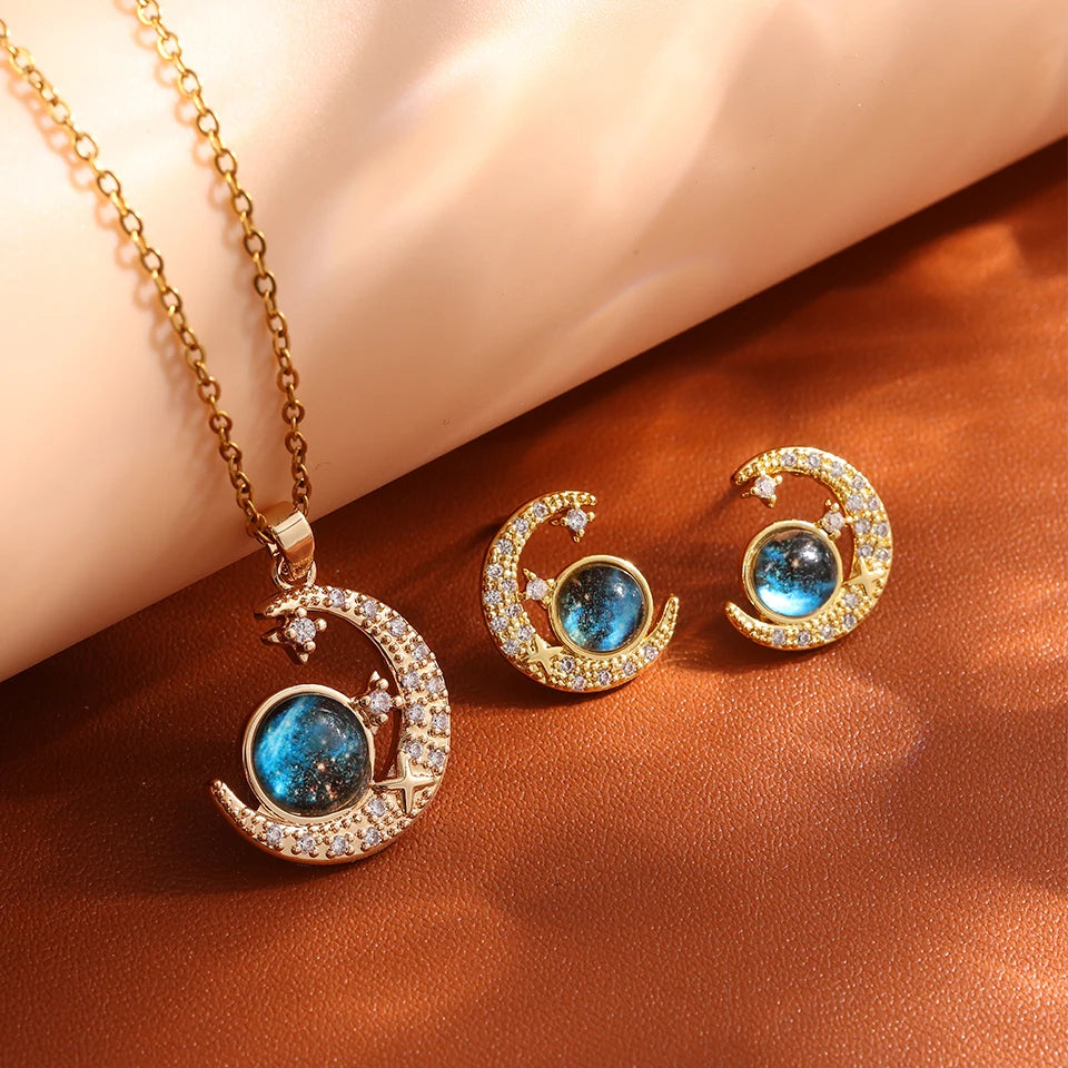 Gold Star Series Necklace – Planet, Moon & Astronaut Pendants