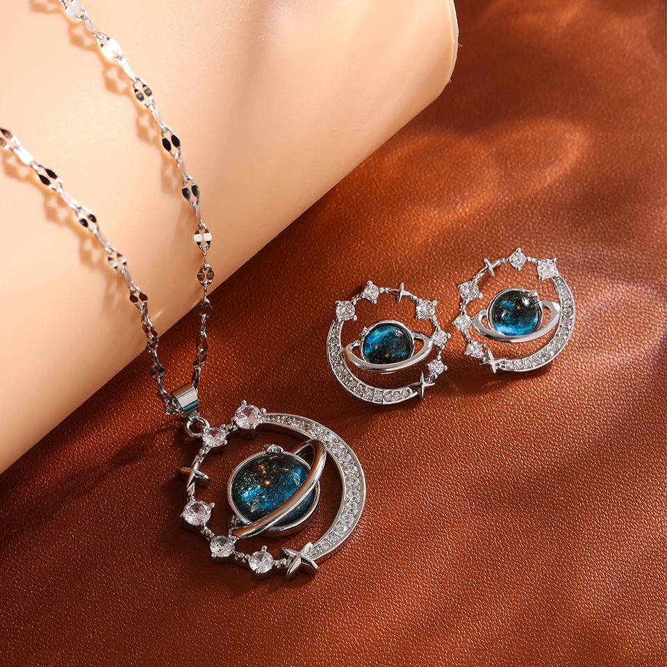 Gold Star Series Necklace – Planet, Moon & Astronaut Pendants