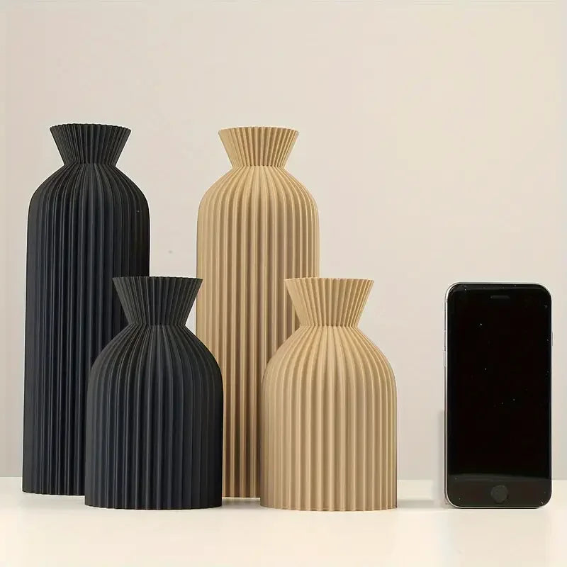 Elegant Black Boho Chic Plastic Vase